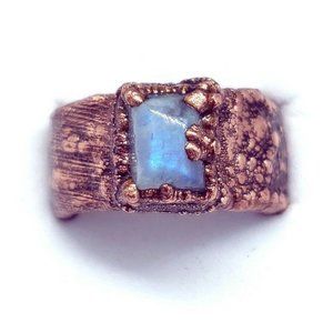 Moonstone crystal Ring